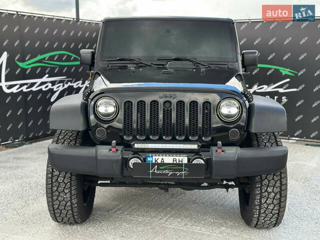 Черный Джип Вранглер, объемом двигателя 3.6 л и пробегом 54 тыс. км за 35500 $, фото 2 на Automoto.ua
