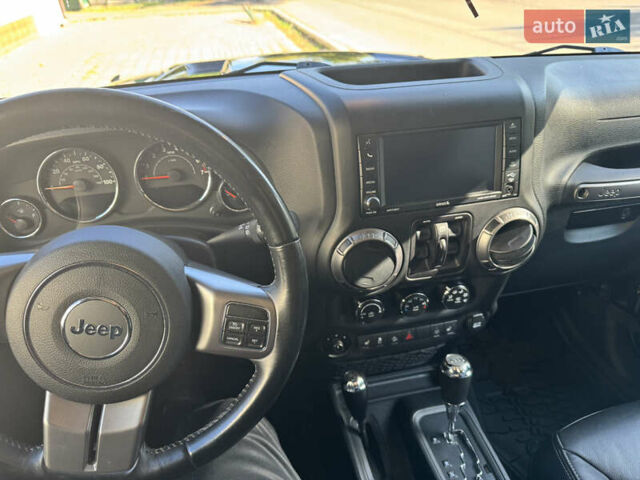 Черный Джип Вранглер, объемом двигателя 3.6 л и пробегом 120 тыс. км за 33900 $, фото 26 на Automoto.ua