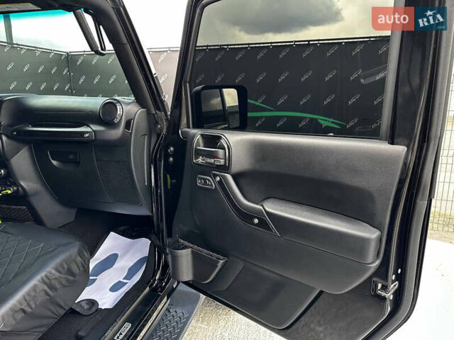 Черный Джип Вранглер, объемом двигателя 3.6 л и пробегом 54 тыс. км за 35500 $, фото 36 на Automoto.ua