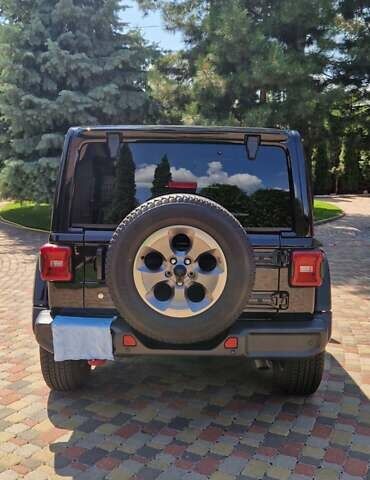 Черный Джип Вранглер, объемом двигателя 2 л и пробегом 38 тыс. км за 55000 $, фото 1 на Automoto.ua