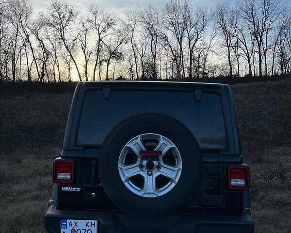 Чорний Джип Wrangler, об'ємом двигуна 2 л та пробігом 81 тис. км за 29000 $, фото 4 на Automoto.ua