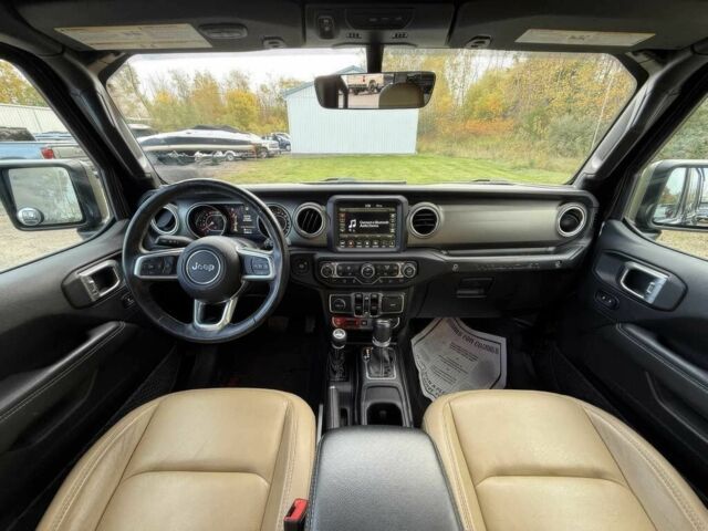 Черный Джип Вранглер, объемом двигателя 2 л и пробегом 35 тыс. км за 12000 $, фото 8 на Automoto.ua