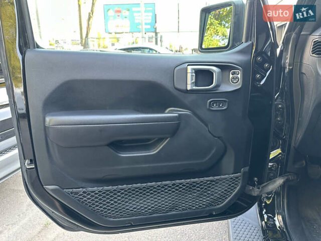Джип Вранглер 2019 в Одессе на Automoto.ua Черный Джип Вранглер, объемом двигателя 3.6 л и пробегом 84 тыс. км за 29000 $, фото 11 на Automoto.ua