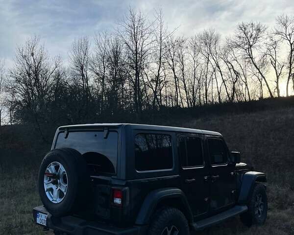 Чорний Джип Wrangler, об'ємом двигуна 2 л та пробігом 81 тис. км за 29000 $, фото 3 на Automoto.ua