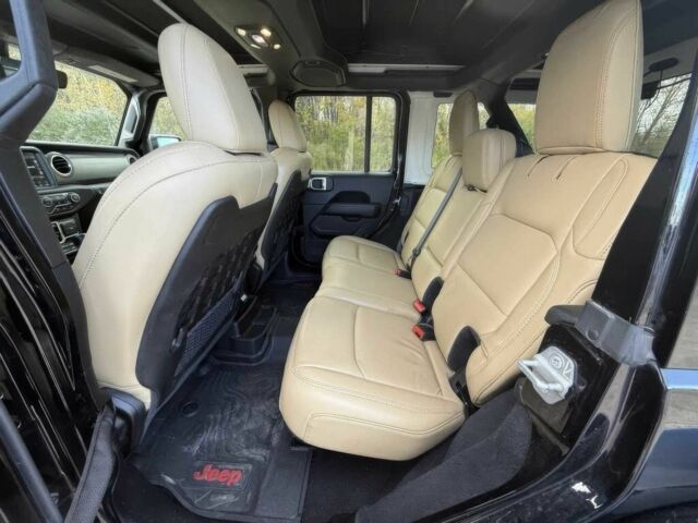 Черный Джип Вранглер, объемом двигателя 2 л и пробегом 35 тыс. км за 12000 $, фото 12 на Automoto.ua