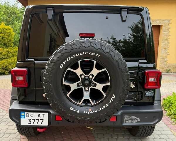 Черный Джип Вранглер, объемом двигателя 2 л и пробегом 37 тыс. км за 57777 $, фото 5 на Automoto.ua