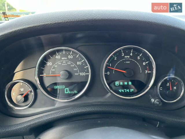 Черный Джип Вранглер, объемом двигателя 3.6 л и пробегом 72 тыс. км за 27000 $, фото 13 на Automoto.ua