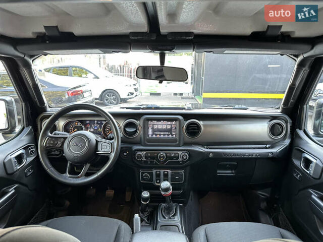 Джип Вранглер 2019 в Одессе на Automoto.ua Черный Джип Вранглер, объемом двигателя 3.6 л и пробегом 84 тыс. км за 29000 $, фото 18 на Automoto.ua