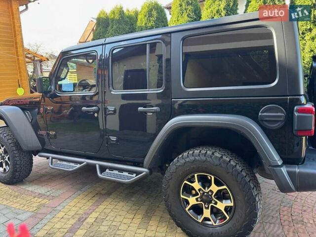 Черный Джип Вранглер, объемом двигателя 3.6 л и пробегом 74 тыс. км за 39900 $, фото 6 на Automoto.ua