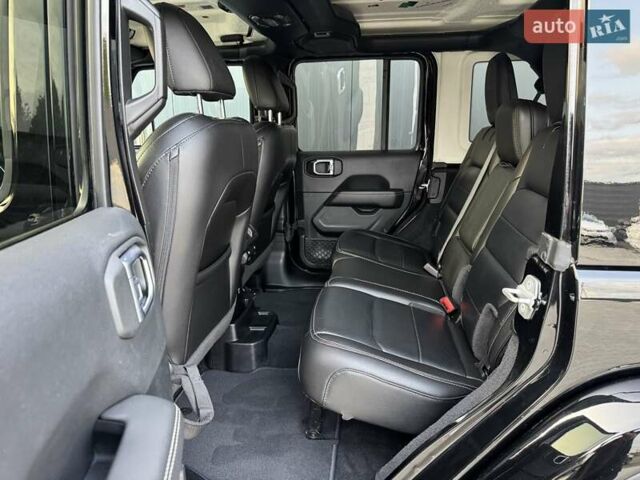 Чорний Джип Wrangler, об'ємом двигуна 2 л та пробігом 99 тис. км за 39900 $, фото 21 на Automoto.ua