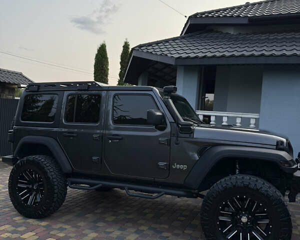 Чорний Джип Wrangler, об'ємом двигуна 3.6 л та пробігом 30 тис. км за 45000 $, фото 14 на Automoto.ua