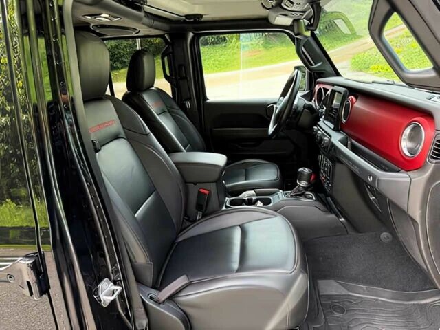 Черный Джип Вранглер, объемом двигателя 3.6 л и пробегом 34 тыс. км за 9800 $, фото 10 на Automoto.ua