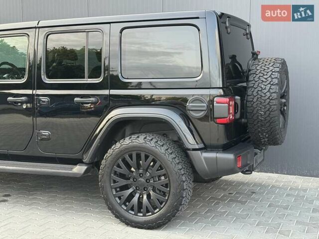 Чорний Джип Wrangler, об'ємом двигуна 2 л та пробігом 99 тис. км за 39900 $, фото 11 на Automoto.ua