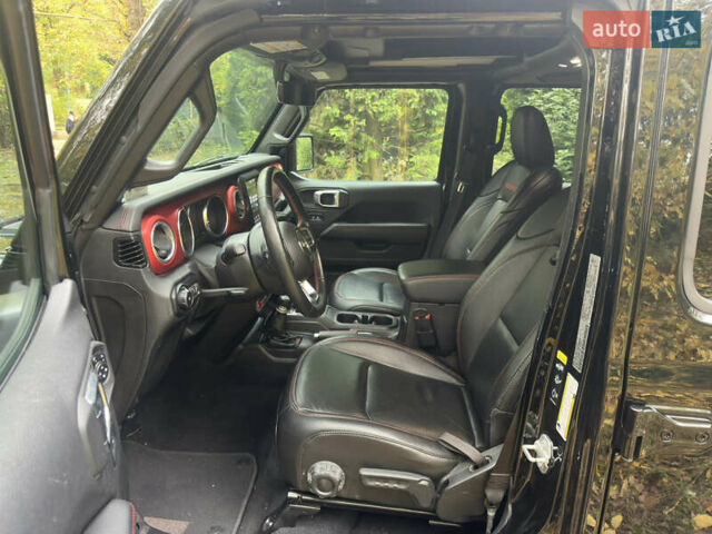 Джип Вранглер 2020 в Одессе на Automoto.ua Черный Джип Вранглер, объемом двигателя 3.6 л и пробегом 17 тыс. км за 50000 $, фото 15 на Automoto.ua
