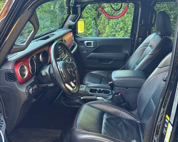 Черный Джип Вранглер, объемом двигателя 3.6 л и пробегом 74 тыс. км за 39900 $, фото 12 на Automoto.ua