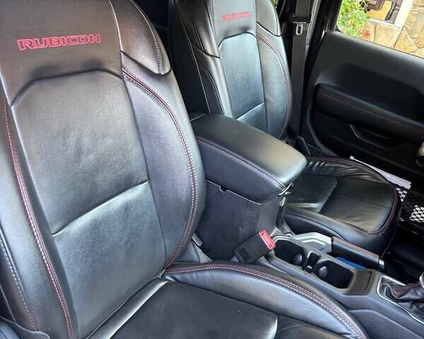 Черный Джип Вранглер, объемом двигателя 3.6 л и пробегом 74 тыс. км за 39900 $, фото 13 на Automoto.ua