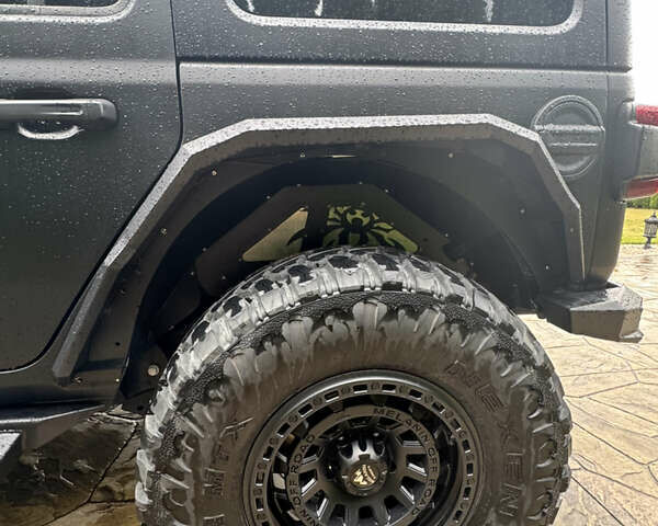 Чорний Джип Wrangler, об'ємом двигуна 2 л та пробігом 48 тис. км за 59999 $, фото 7 на Automoto.ua