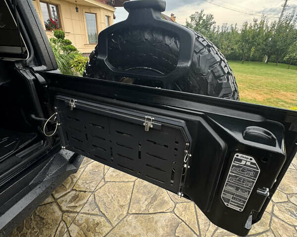 Чорний Джип Wrangler, об'ємом двигуна 2 л та пробігом 48 тис. км за 59999 $, фото 20 на Automoto.ua