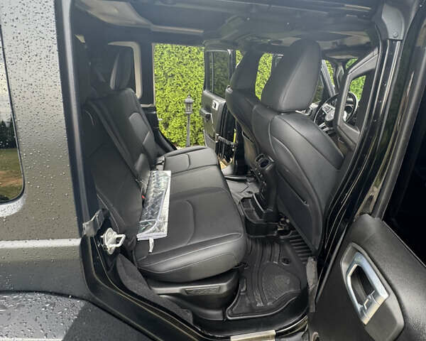 Чорний Джип Wrangler, об'ємом двигуна 2 л та пробігом 48 тис. км за 59999 $, фото 23 на Automoto.ua