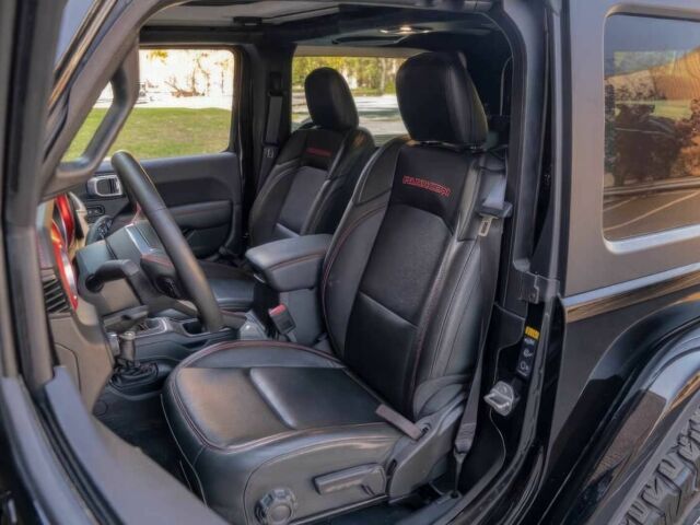 Черный Джип Вранглер, объемом двигателя 3.6 л и пробегом 12 тыс. км за 22460 $, фото 8 на Automoto.ua