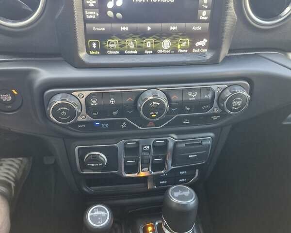 Чорний Джип Wrangler, об'ємом двигуна 2 л та пробігом 18 тис. км за 46500 $, фото 20 на Automoto.ua