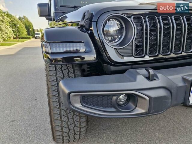 Чорний Джип Wrangler, об'ємом двигуна 2 л та пробігом 18 тис. км за 46500 $, фото 15 на Automoto.ua