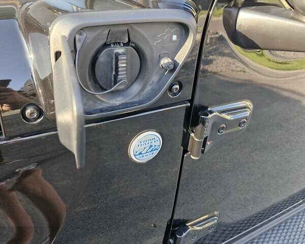 Чорний Джип Wrangler, об'ємом двигуна 2 л та пробігом 18 тис. км за 46500 $, фото 22 на Automoto.ua