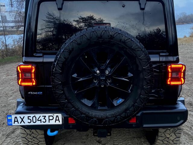 Чорний Джип Wrangler, об'ємом двигуна 2 л та пробігом 67 тис. км за 1158 $, фото 7 на Automoto.ua
