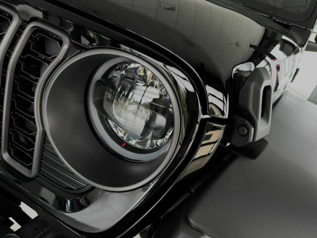 Черный Джип Вранглер, объемом двигателя 2 л и пробегом 1 тыс. км за 66132 $, фото 3 на Automoto.ua