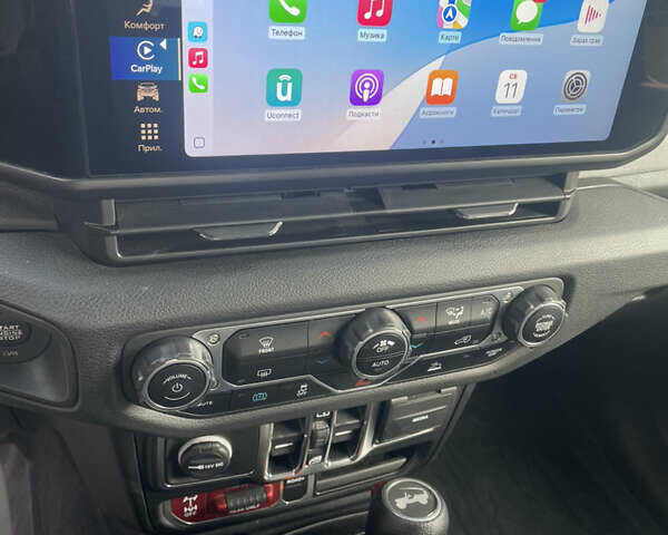 Черный Джип Вранглер, объемом двигателя 2 л и пробегом 32 тыс. км за 39500 $, фото 1 на Automoto.ua