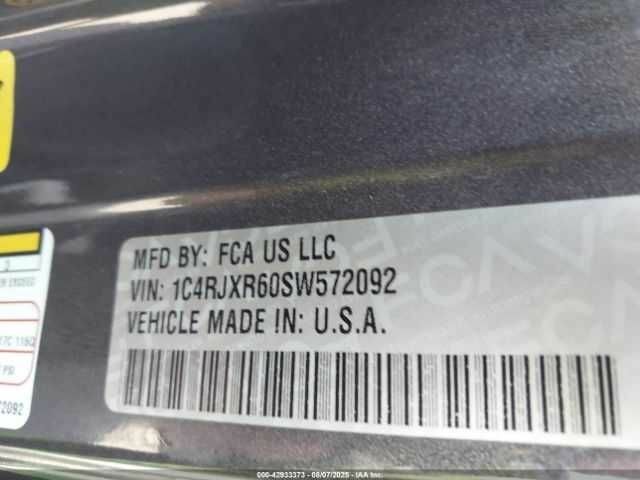 Чорний Джип Wrangler, об'ємом двигуна 2 л та пробігом 8 тис. км за 15000 $, фото 8 на Automoto.ua