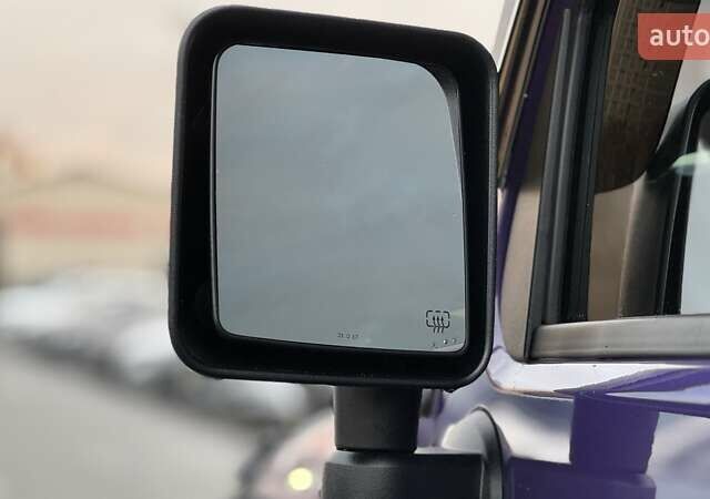 Фиолетовый Джип Вранглер, объемом двигателя 3.6 л и пробегом 70 тыс. км за 39500 $, фото 13 на Automoto.ua