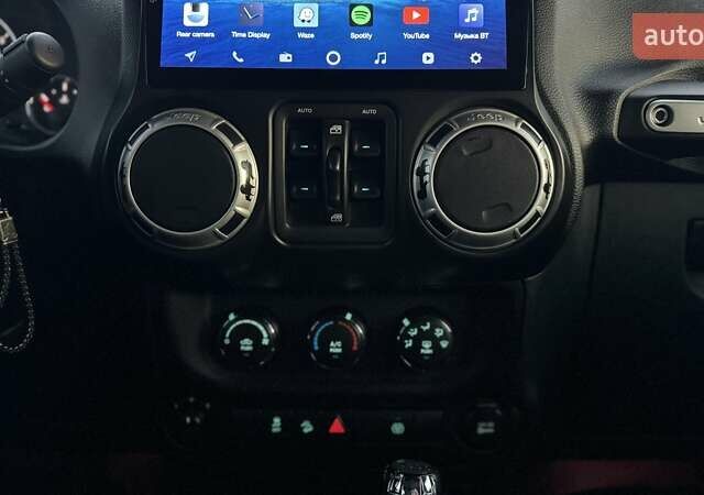 Фиолетовый Джип Вранглер, объемом двигателя 3.6 л и пробегом 70 тыс. км за 39500 $, фото 30 на Automoto.ua