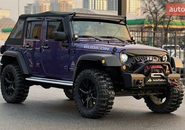 Фиолетовый Джип Вранглер, объемом двигателя 3.6 л и пробегом 70 тыс. км за 39500 $, фото 1 на Automoto.ua