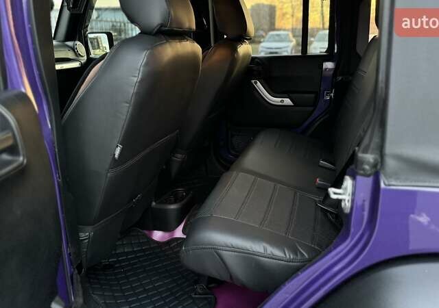 Фиолетовый Джип Вранглер, объемом двигателя 3.6 л и пробегом 70 тыс. км за 39500 $, фото 20 на Automoto.ua