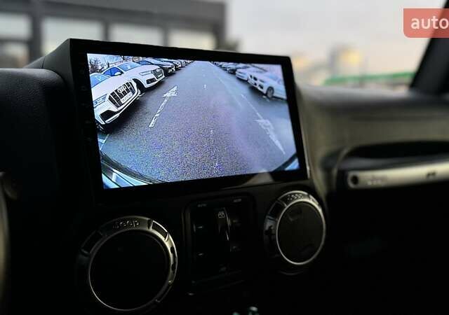 Фиолетовый Джип Вранглер, объемом двигателя 3.6 л и пробегом 70 тыс. км за 39500 $, фото 33 на Automoto.ua