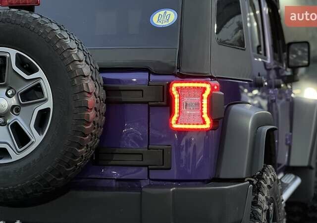 Фиолетовый Джип Вранглер, объемом двигателя 3.6 л и пробегом 70 тыс. км за 39500 $, фото 46 на Automoto.ua