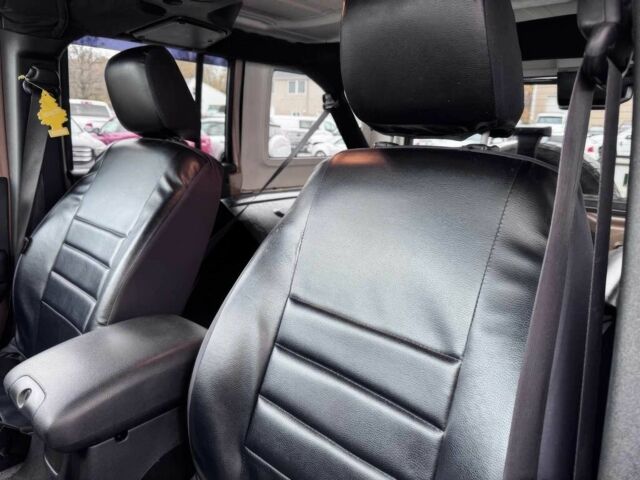 Коричневый Джип Вранглер, объемом двигателя 3.6 л и пробегом 72 тыс. км за 8900 $, фото 8 на Automoto.ua