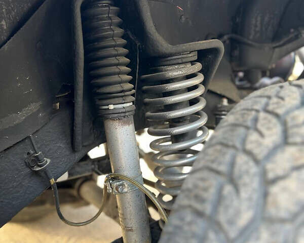 Червоний Джип Wrangler, об'ємом двигуна 2.5 л та пробігом 177 тис. км за 15500 $, фото 16 на Automoto.ua