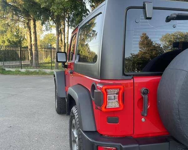 Красный Джип Вранглер, объемом двигателя 2.78 л и пробегом 100 тыс. км за 32999 $, фото 12 на Automoto.ua