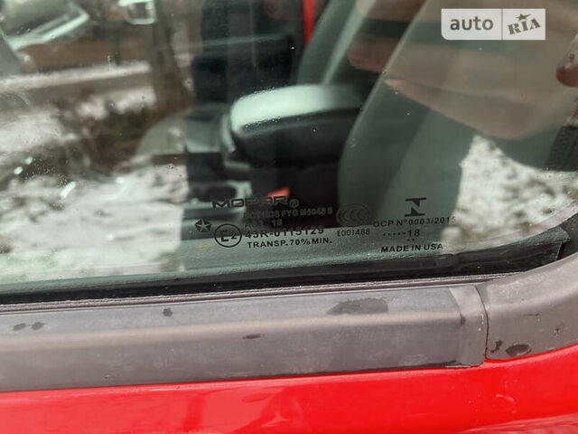 Красный Джип Вранглер, объемом двигателя 3.6 л и пробегом 20 тыс. км за 49999 $, фото 5 на Automoto.ua