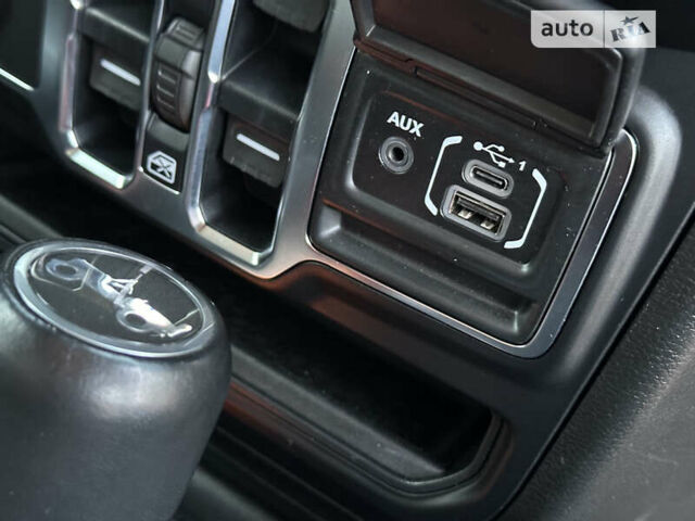 Джип Вранглер 2019 в Киеве на Automoto.ua Красный Джип Вранглер, объемом двигателя 2 л и пробегом 53 тыс. км за 36500 $, фото 86 на Automoto.ua