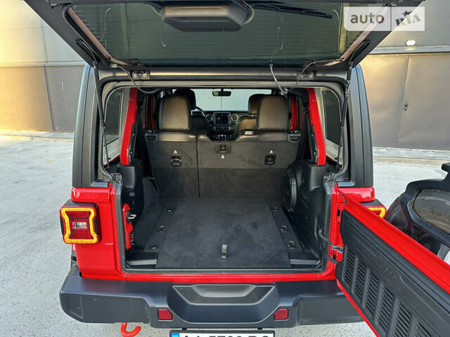 Джип Вранглер 2019 в Киеве на Automoto.ua Красный Джип Вранглер, объемом двигателя 2 л и пробегом 53 тыс. км за 36500 $, фото 51 на Automoto.ua