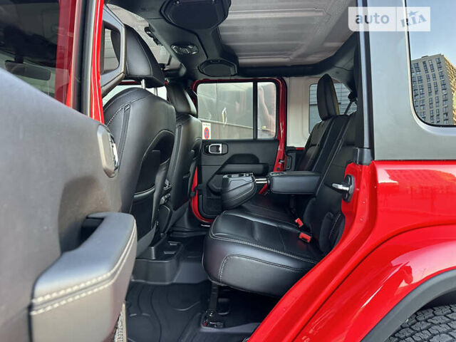 Джип Вранглер 2019 в Киеве на Automoto.ua Красный Джип Вранглер, объемом двигателя 2 л и пробегом 53 тыс. км за 36500 $, фото 47 на Automoto.ua