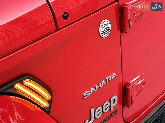 Джип Вранглер 2019 в Киеве на Automoto.ua Красный Джип Вранглер, объемом двигателя 2 л и пробегом 53 тыс. км за 36500 $, фото 12 на Automoto.ua