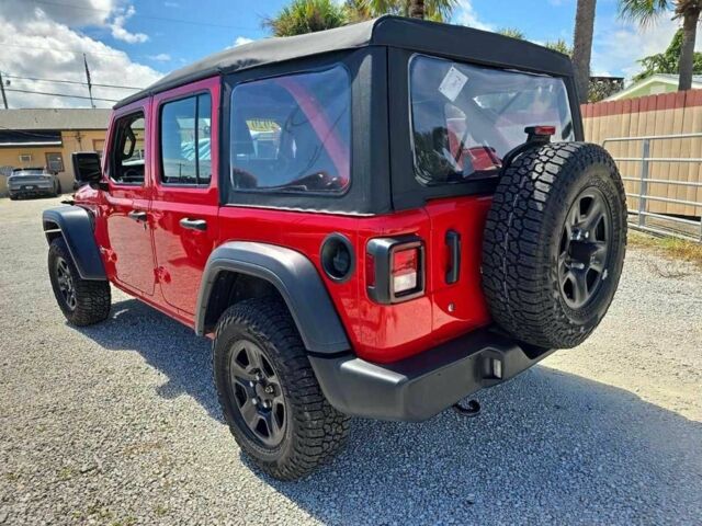 Красный Джип Вранглер, объемом двигателя 0 л и пробегом 34 тыс. км за 28000 $, фото 2 на Automoto.ua