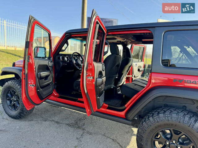 Красный Джип Вранглер, объемом двигателя 2 л и пробегом 72 тыс. км за 36000 $, фото 27 на Automoto.ua