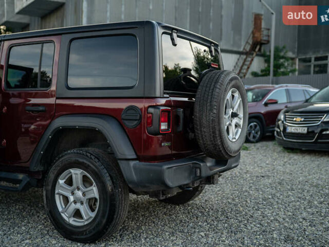 Червоний Джип Wrangler, об'ємом двигуна 3.6 л та пробігом 62 тис. км за 35800 $, фото 6 на Automoto.ua