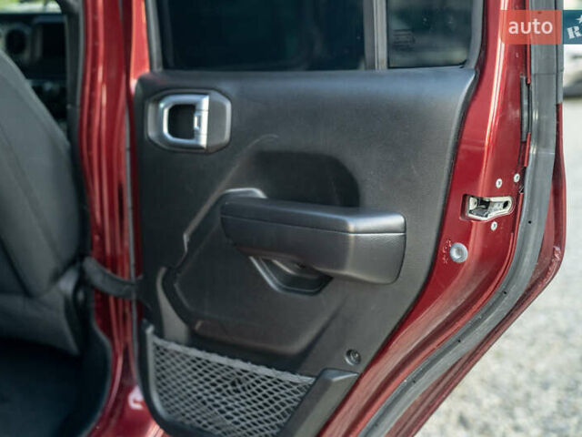 Червоний Джип Wrangler, об'ємом двигуна 3.6 л та пробігом 62 тис. км за 35800 $, фото 38 на Automoto.ua