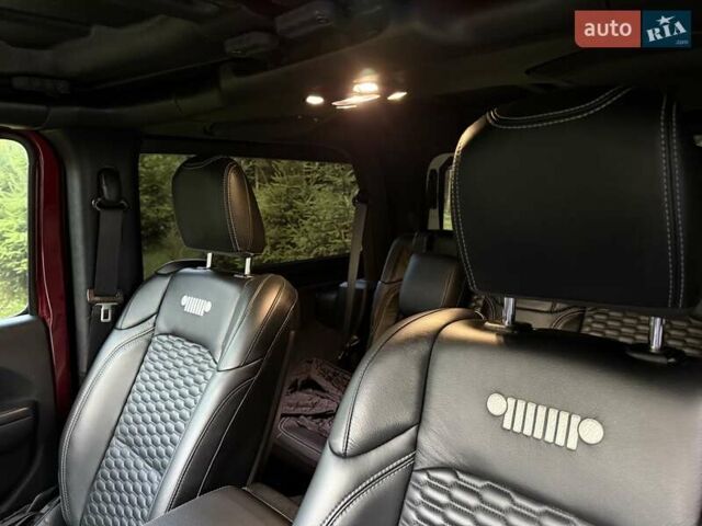 Червоний Джип Wrangler, об'ємом двигуна 3.6 л та пробігом 38 тис. км за 48900 $, фото 33 на Automoto.ua